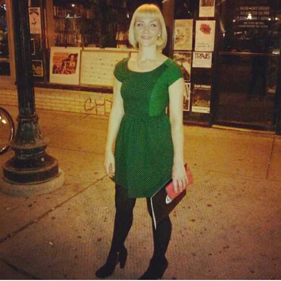 Green dress - Picture 8 of 8